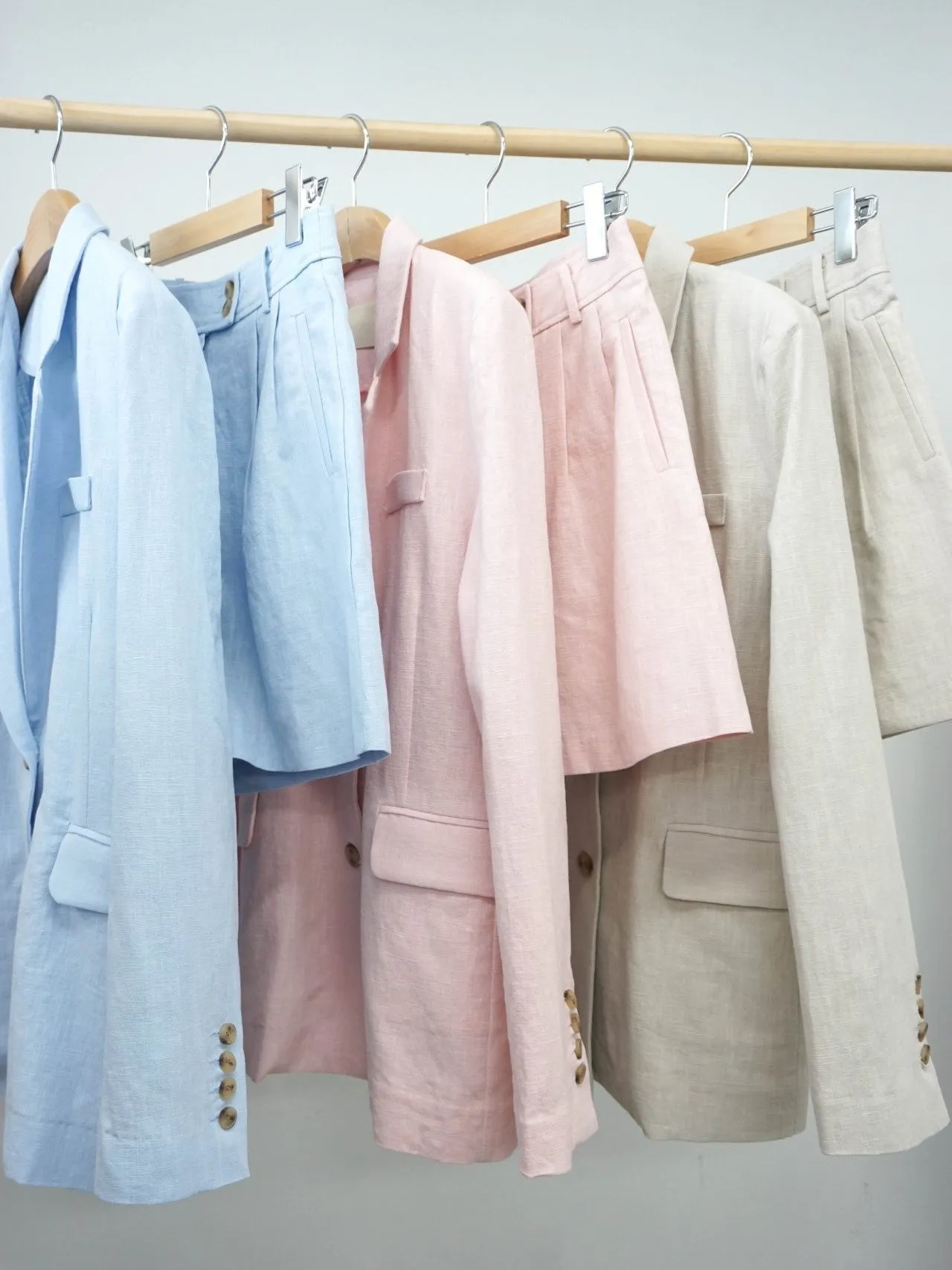 LINEN TAILORED SHORTS
