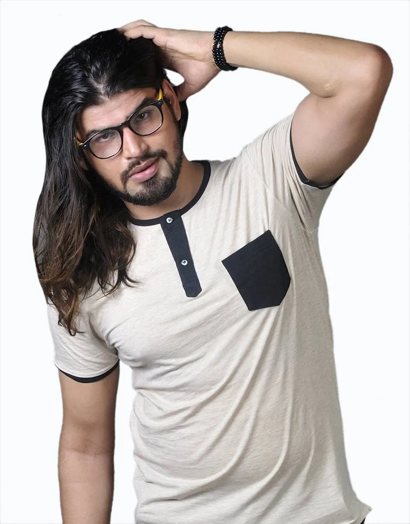 Men's Off White Cotton Self Pattern Henley Tees