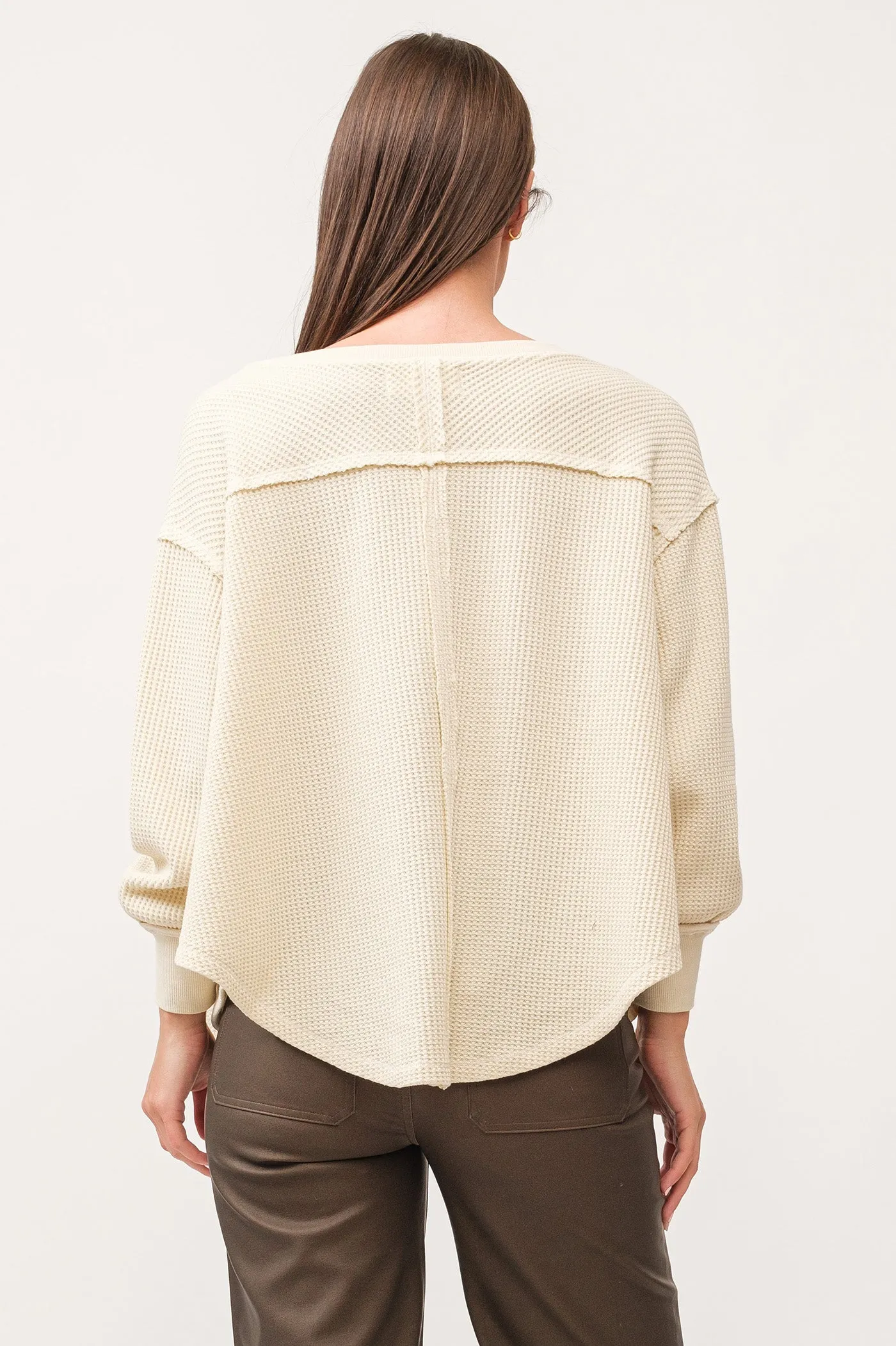 MIRA V-NECK OVERSIZED LONG SLEEVE TOP ANTIQUE WHITE
